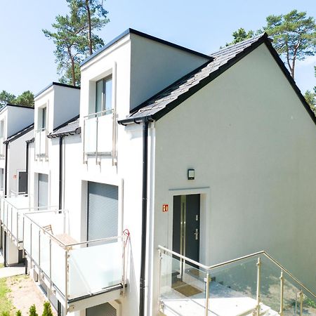 Komfortowy Apartament Dwupoziomowy W Cichej Okolicy Pobierowo Buitenkant foto