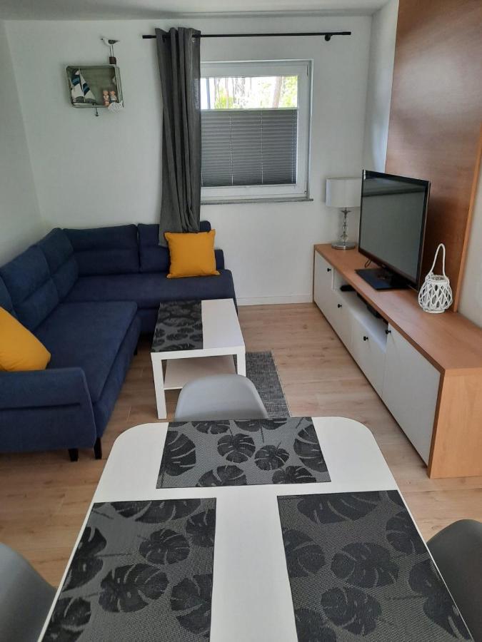 Komfortowy Apartament Dwupoziomowy W Cichej Okolicy Pobierowo Buitenkant foto