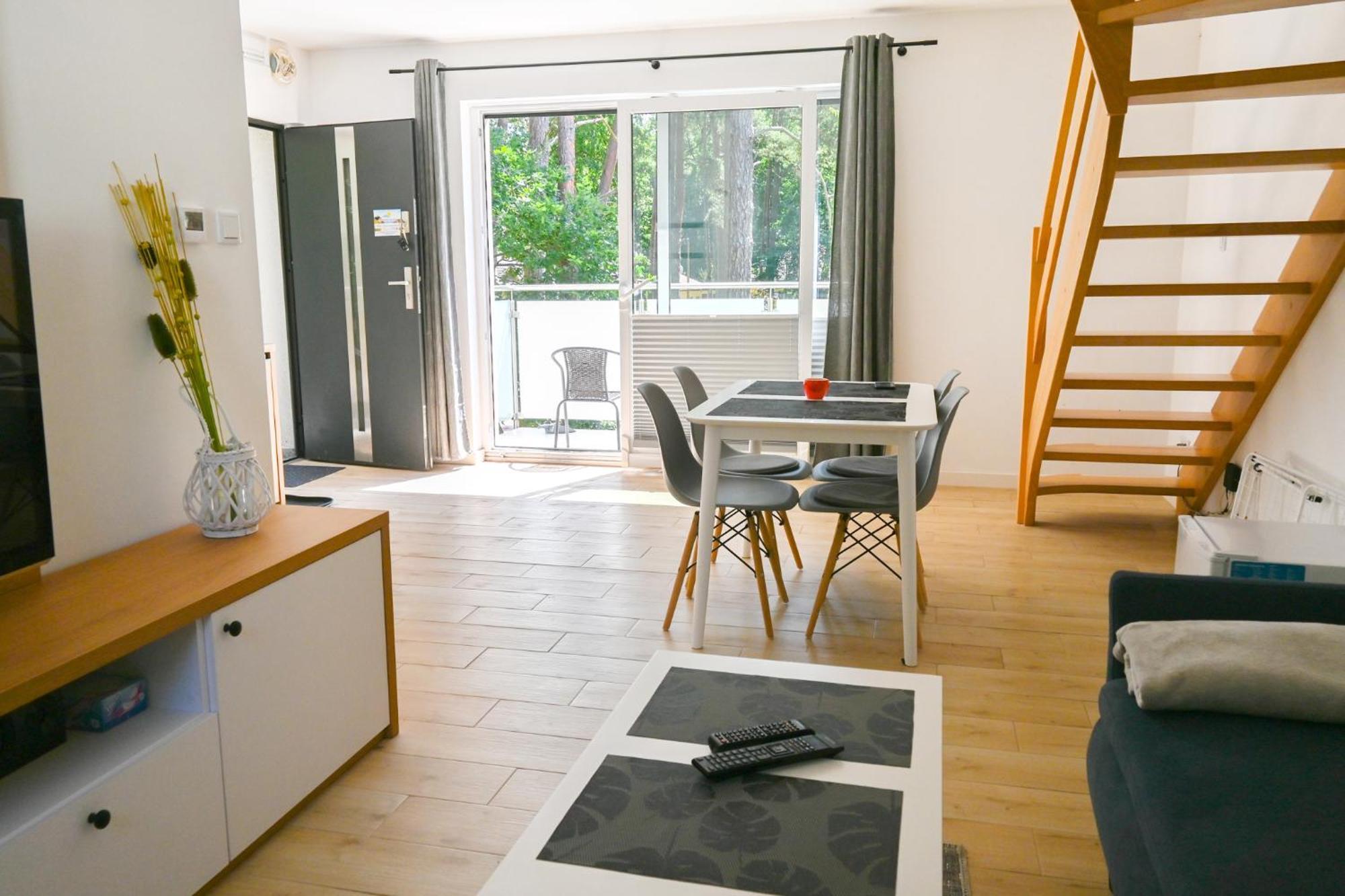 Komfortowy Apartament Dwupoziomowy W Cichej Okolicy Pobierowo Buitenkant foto
